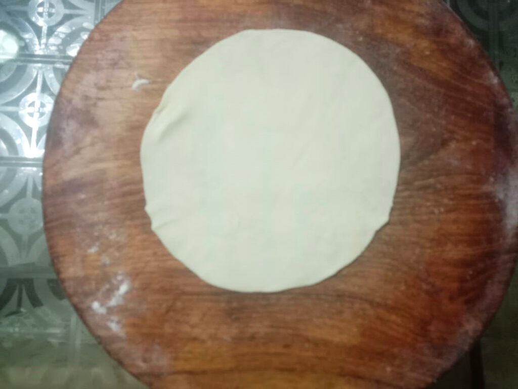 making puri for Ghari 
