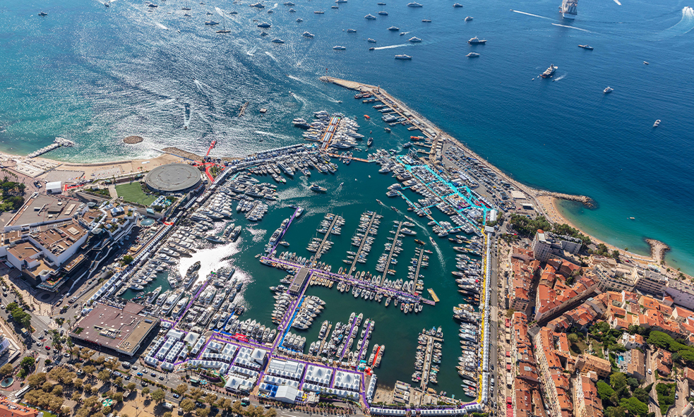 Yachts Festival - Best tourist attractions in Cannes, France