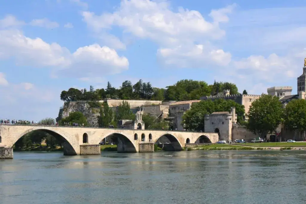 Pont Saint-Bénézet - Best Thing to do in  Avignon